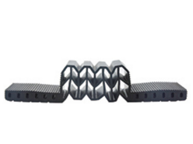 Sealing strips for bridges and ships